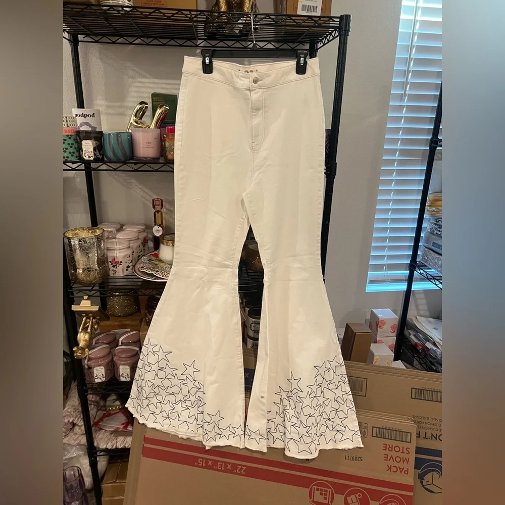 Free People x Zandra Rhodes Just Float On Flare Jeans, Sz 33 NWOT